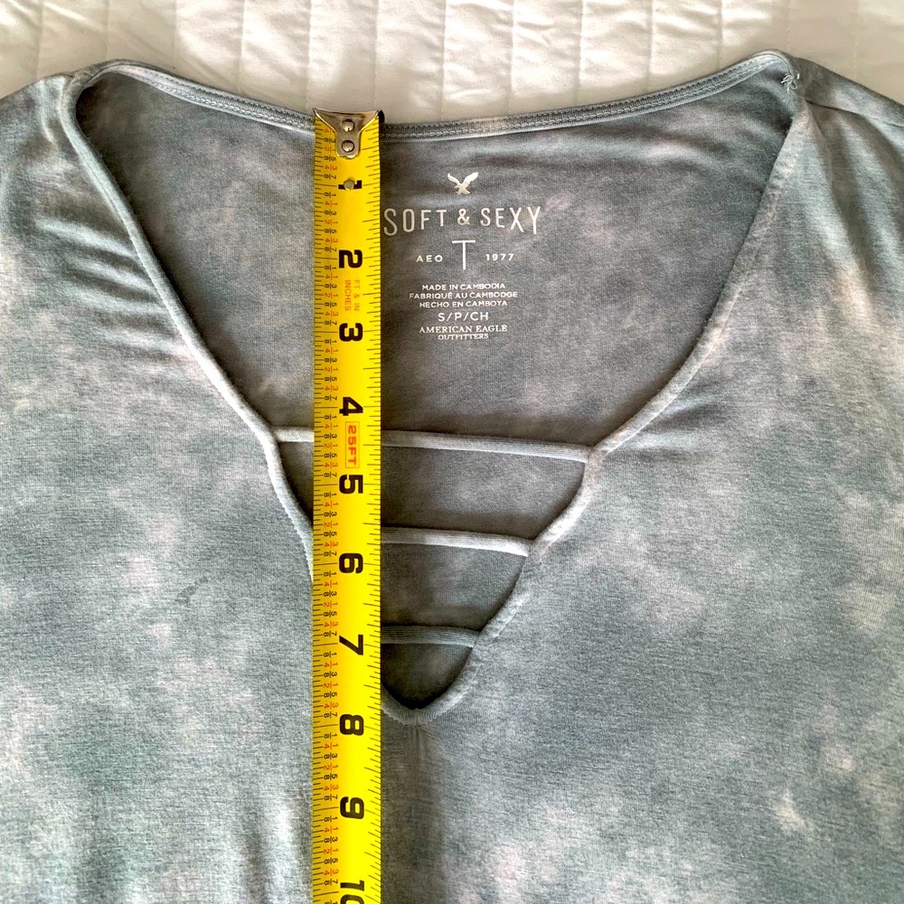 American Eagle Outfitters Soft & Sexy Top Flare Bell Long Sleeve V Neck Women S - Picture 12 of 16